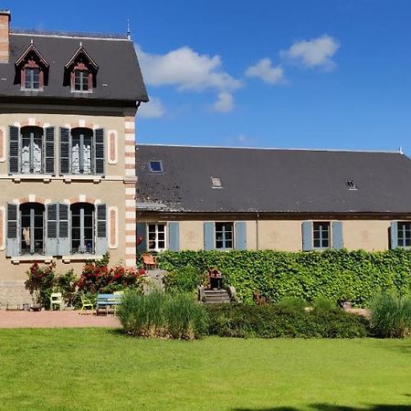 Chateau De Saint Etienne Esterno foto