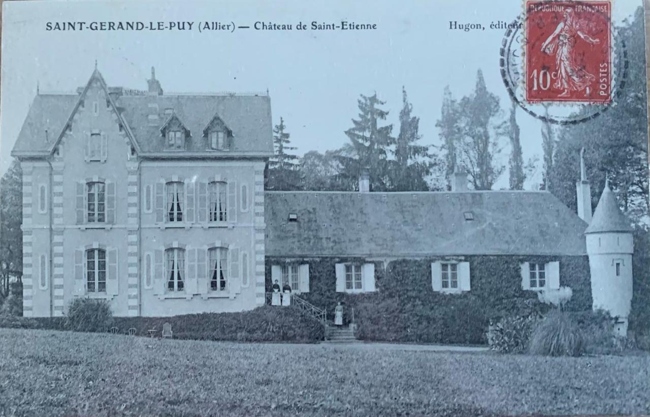 Chateau De Saint Etienne Esterno foto