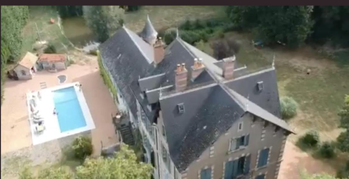 Chateau De Saint Etienne Esterno foto